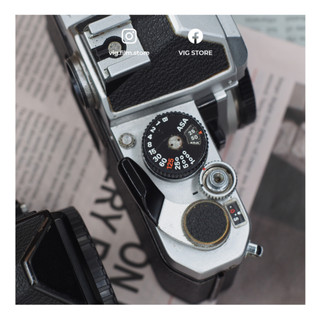Body SLR Nikon FE và FM