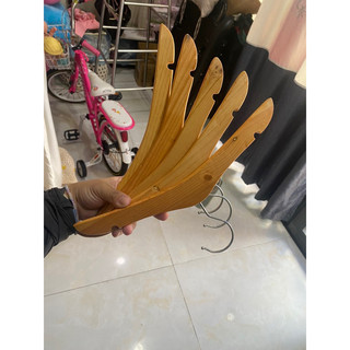 Thanh lý móc gỗ treo quần áo em bé dài 31cm