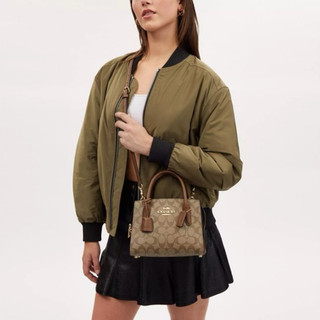 Túi công sở mini Coach Andrea Carryall thanh lịch