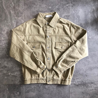 Áo khoác denim YC B3077 BuiVintage, vải denim dày vừa phải phom đẹp.