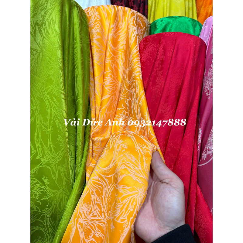 Lụa gấm may áo dài