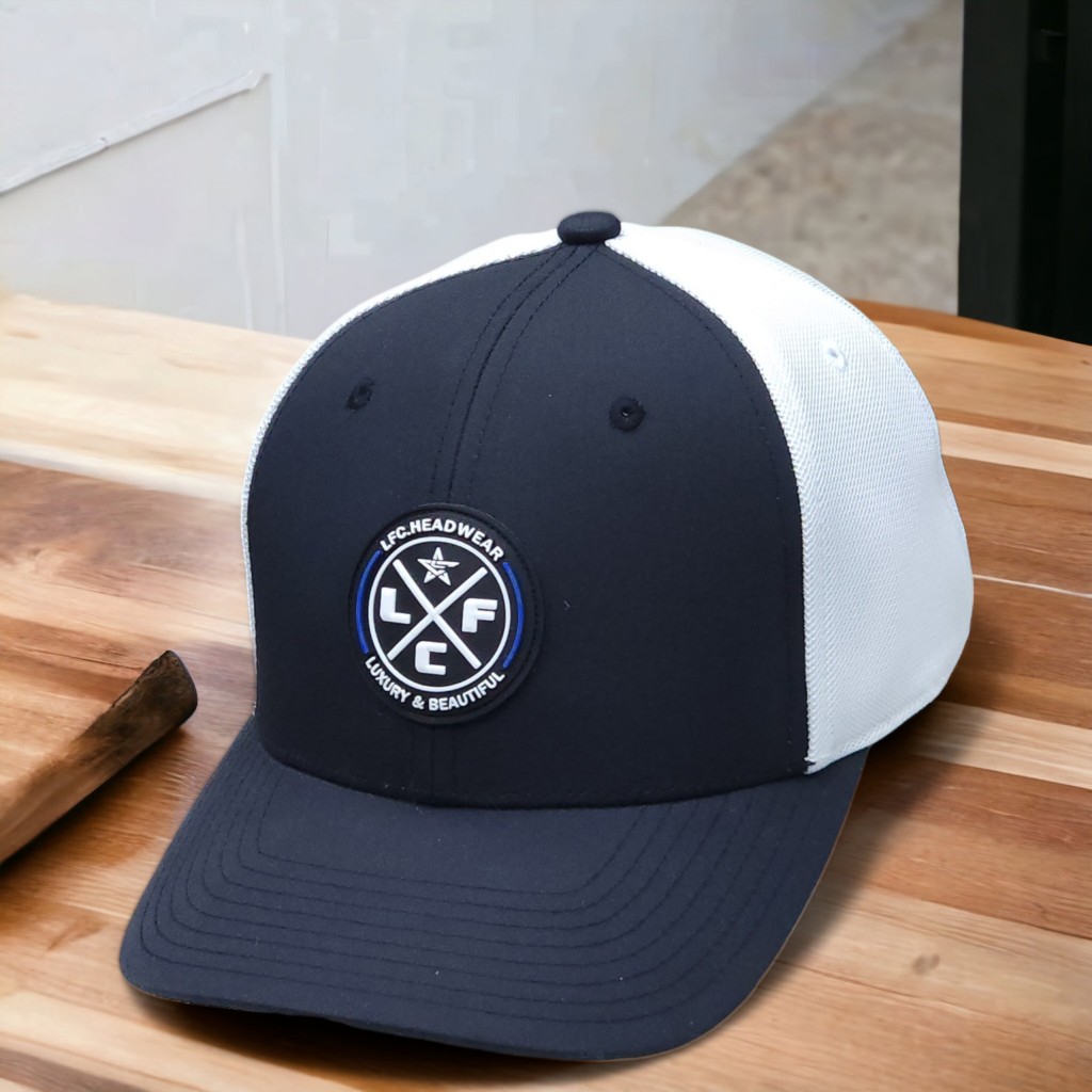 NÓN LƯỠI TRAI BÍT ĐUÔI LFC LOGO CAO SU TRÒN (SIZE 55-57, SIZE 58 SẼ HƠI ÔM ĐẦU)