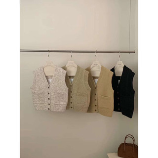 Áo gile len cổ tim mở khuy 2 túi vintage 6A012