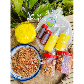 Bánh tráng phơi sương, hành phi ruốc, tóp mỡ , bơ, sốt tắc, ớt rim