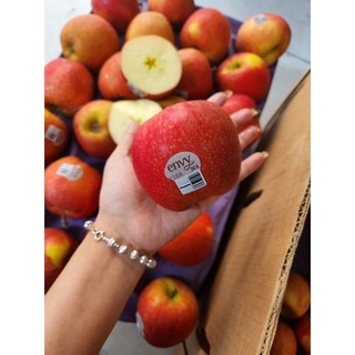 [ jenny fruit ] táo envy dòn ngọt 950gr/135k/3 trái