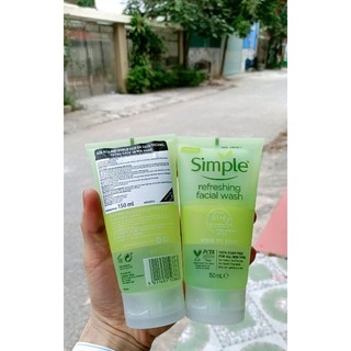 Sữa rửa mặt sáng da simple 150ml - mẫu mới