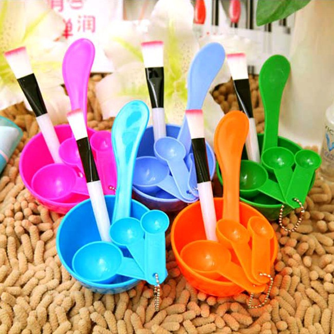 Bộ chén trộn mặt nạ