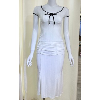 Set áo và chân váy Shebyshj màu trắng - Winnie Set