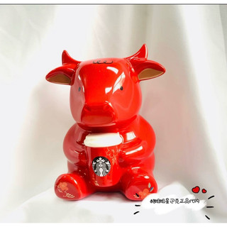 Ống heo tiet kiem hình trâu đỏ starbucks chinh hãng