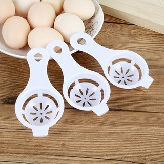 Dụng Cụ Tách Lòng Đỏ Trứng - Màu Trắng
