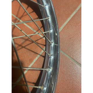 vành trước xe wave,zem tàu(hàng cũ tháo xe )