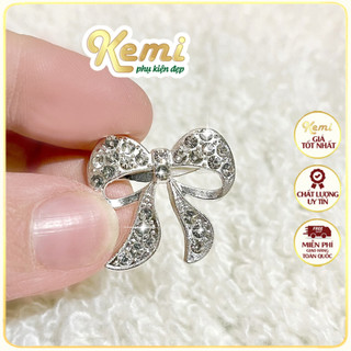 Nơ xinh cài áo đính đá sáng bling 2,5cm, tag ghim cài váy có kim gài