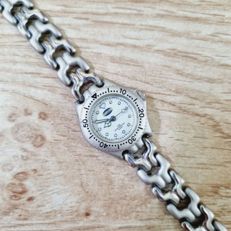 Đồng hồ nữ máy Nhật 10