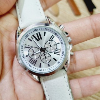 Đồng hồ nữ máy Nhật 6
