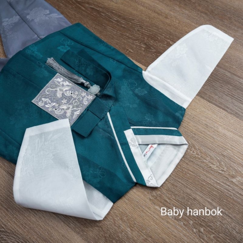 Bộ Hanbok bé trai
