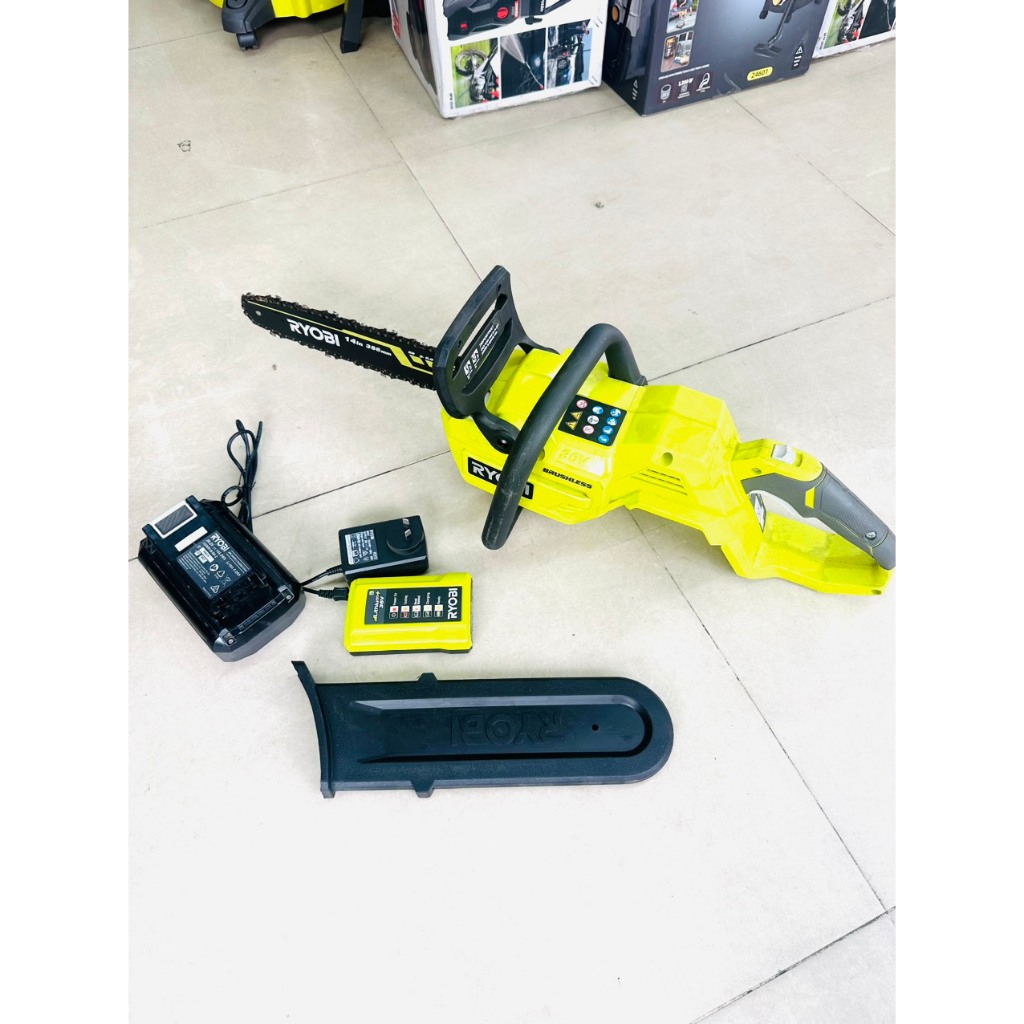 Máy cưa xích pin 36v  PIN 4ah rcs36x4