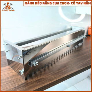 Máng kéo răng cưa inox 304 có tay nắm - Chiều dài thay đổi được từ 60cm đến 113cm