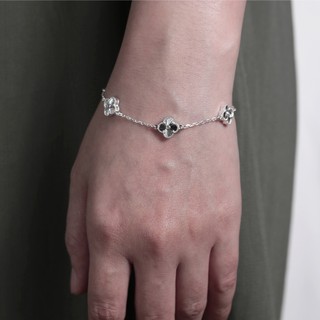 LẮC TAY MULTI SILVER CHARMS