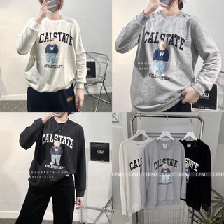 Ảnh tự chụp áo sweater in gấu calstate