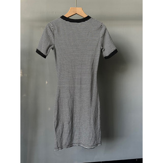 Đầm body thun hịu hm 2hand nhật size s