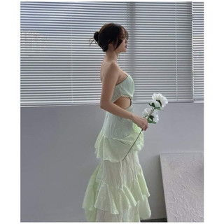 Đầm 2s tầng khoét eo