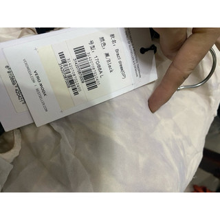 đầm(vero...hàng QC) lỗi vải, màu,dơ,