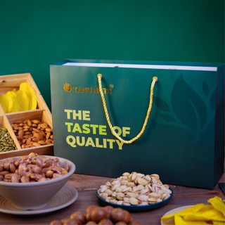 Túi giấy đựng quà tết TANU NUTS túi đựng hộp quà, hạt dinh dưỡng sang trọng.