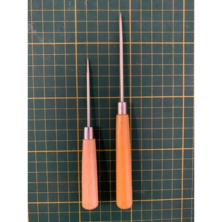 Cây dùi làm giày cán gỗ Leather Tools