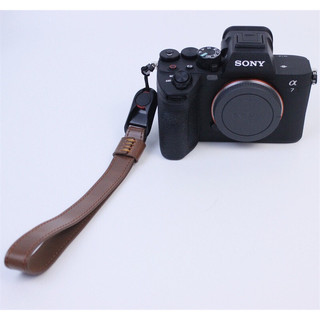 Dây đeo cổ tay handstrap da PU thao tác nhanh.