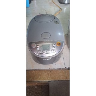 Em zojirushi 1 L8 cao tần điện 100v đẹp lung linh rất nhiều chế độ nấu cơm ngon em bao test Lh 0913908014