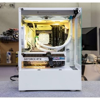 Vỏ Case INFINITY AQUA M WHITE (THÊM 1 FAN LED)