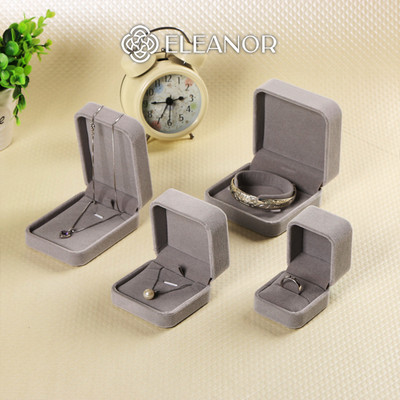 Hộp quà tặng Eleanor Accessories đựng bông tai dây chuyền nhẫn lắc tay hộp phụ kiện trang sức 3999