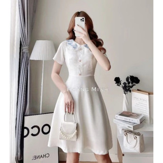Đầm Trắng Xoè Thêu Cổ Cao Cấp