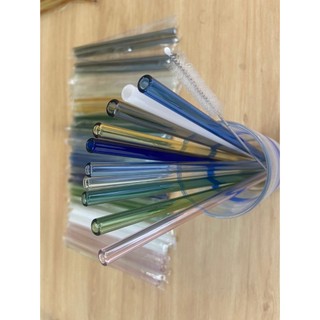 Ống hút bằng thủy tinh có 10 màu sắc, dáng thẳng , đường kính 8mm dài 20cm