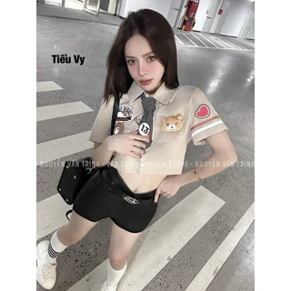 Áo sơ mi croptop 13de marzo kèm calavat gấu bông