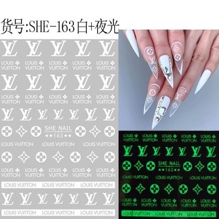 sticker dán trang trí móng nail các mẫu