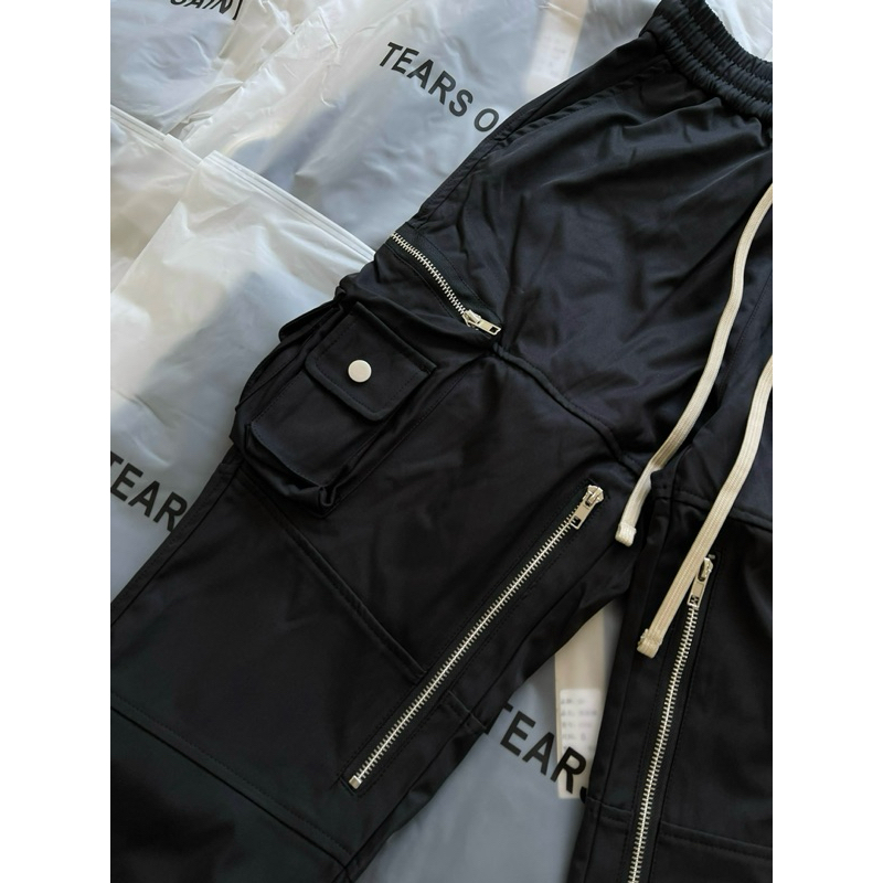 Quần Cargo Pant - Tear Of Saint - vải gió túi zip ống loe new2023