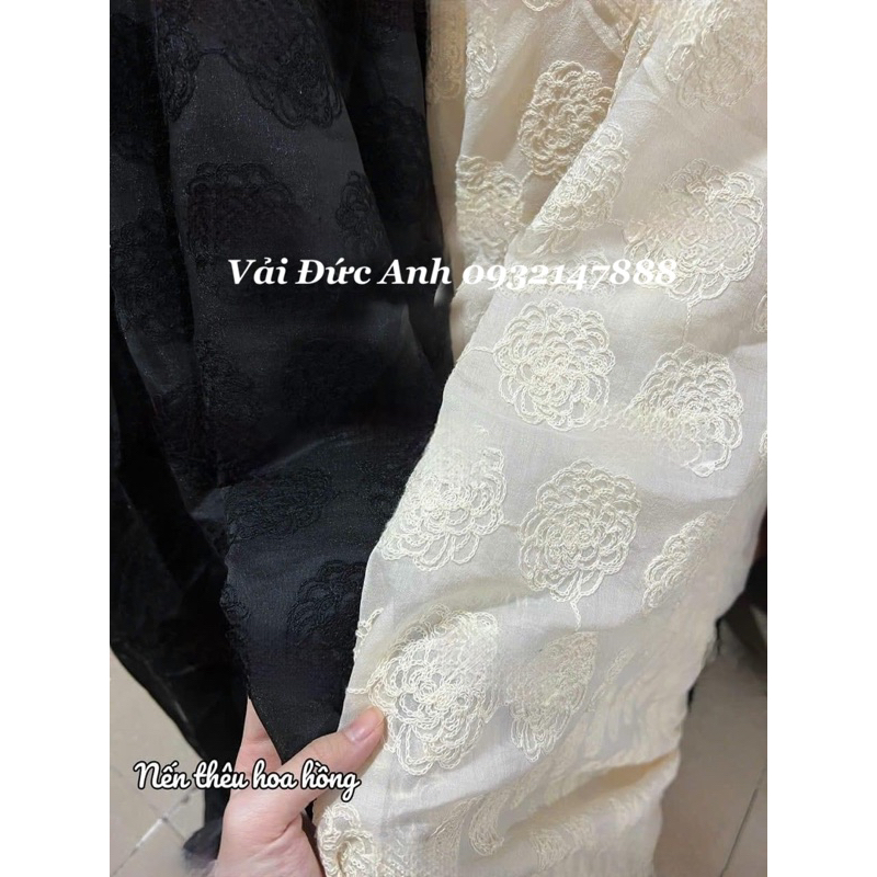 Vải nến thêu hoa hồng