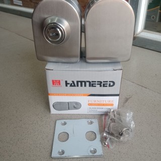 Chốt cửa kính có chìa khóa hiệu Hammered