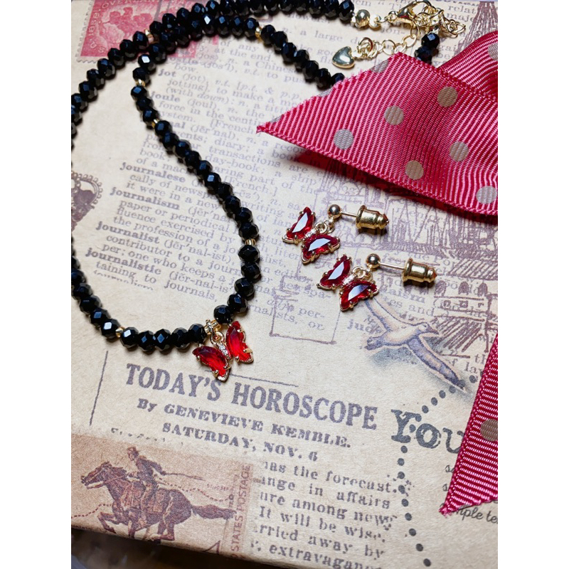 Vòng cổ choker pha le handmade red butterfly SpringX