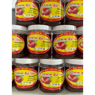 Mứt dâu tây dẻo Đà Lạt 400g dùng ăn sáng với bánh mì hoặc pha nước dâu đá
