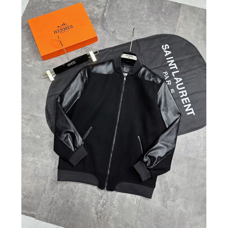 Áo Khoác Hoàng Gia 2 màu Đen, Đỏ HOt , Mãu Cao Cấp Full MẫuThu Đông Nam Nữ Chất Liệu Dạ Nỉ 2 Lớp Ấm ấp | BigBuy360 - bigbuy360.vn