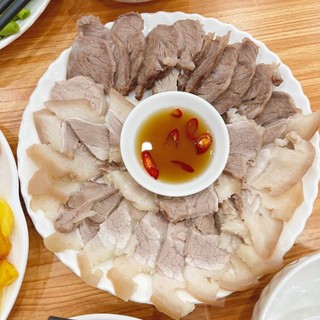 Đĩa Có Ngăn Chấm