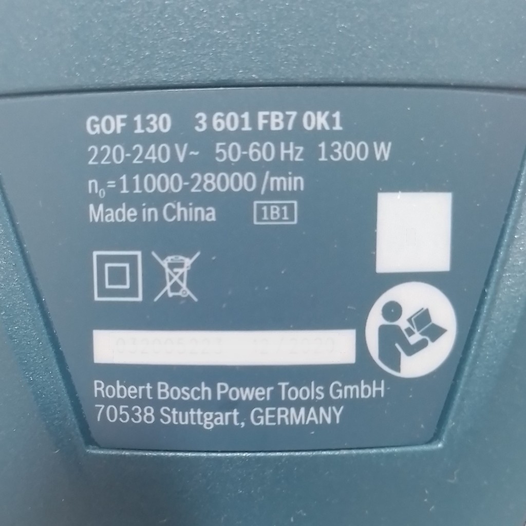 Máy phay gỗ 2 tay cầm 1300W điện 220V BOSCH-GOF130 máy chính hãng 100% bảo hành 12 tháng