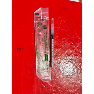xi lanh 1ml có 10 vạch 1mm