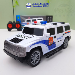 Xe Ô tô điều khiển từ xa 4 chiều mô phỏng xa cảnh sát, chạy nhanh khỏe (tặng pin) - Đồ chơi MiniKids