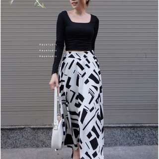 [KAYSTUDIO] ÁO CROP ĐEN BẸT VAI TD