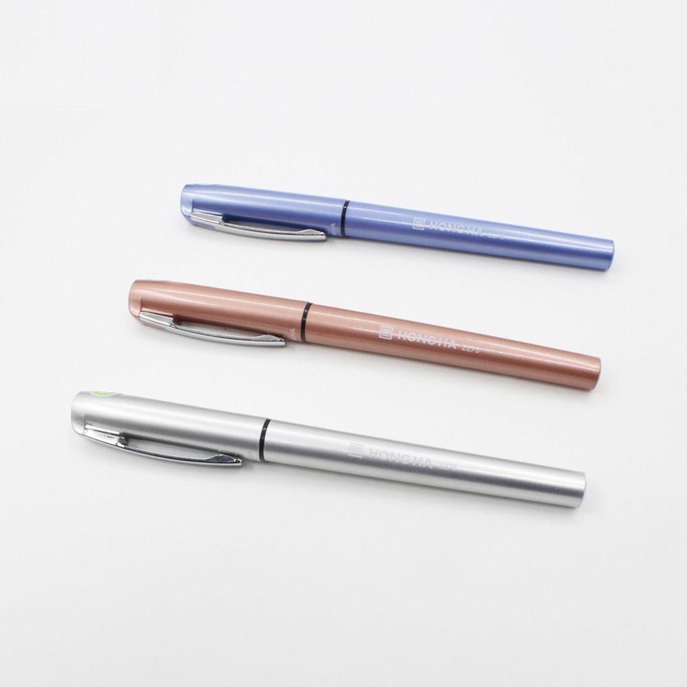 Bút máy nét trơn Play Color 2275 - Ngòi 0.5mm, sử dụng ống mực 3.4mm hoặc bơm mực