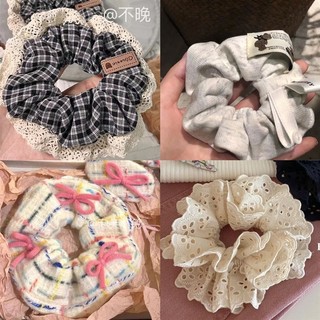 Dây cột tóc Scrunchies hoa hồng đáng yêu, dây cột tóc co giãn nhiều màu sắc satin bóng đính hoa hồng nơ
