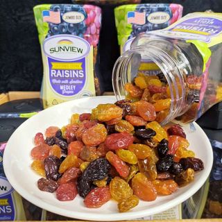 [MẪU MỚI - DATE XA] Nho Khô Mỹ Raisin Sunview không hạt vị thập cẩm 425g